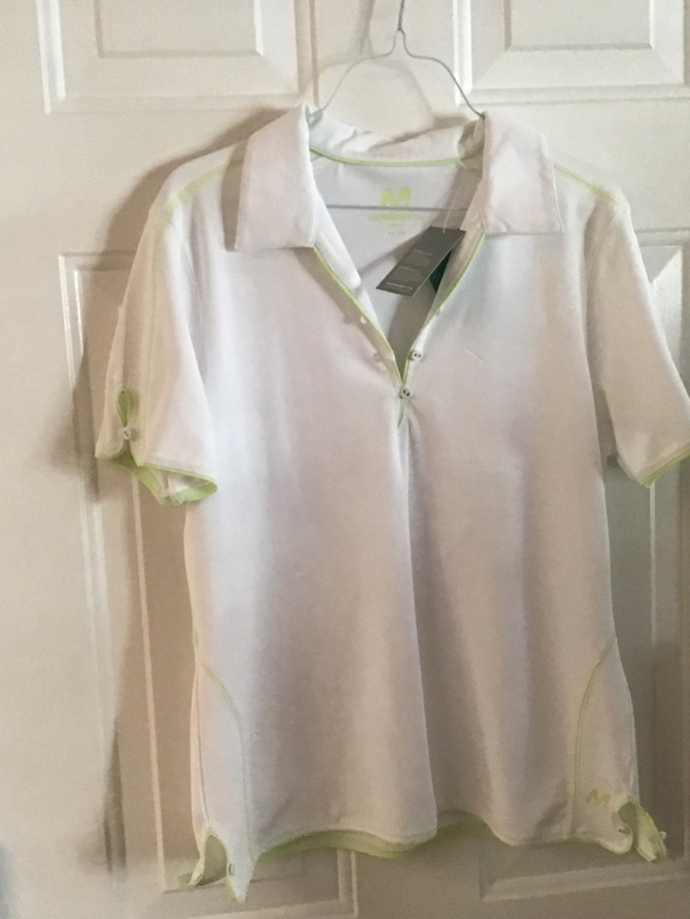 Mondetta golf shirt